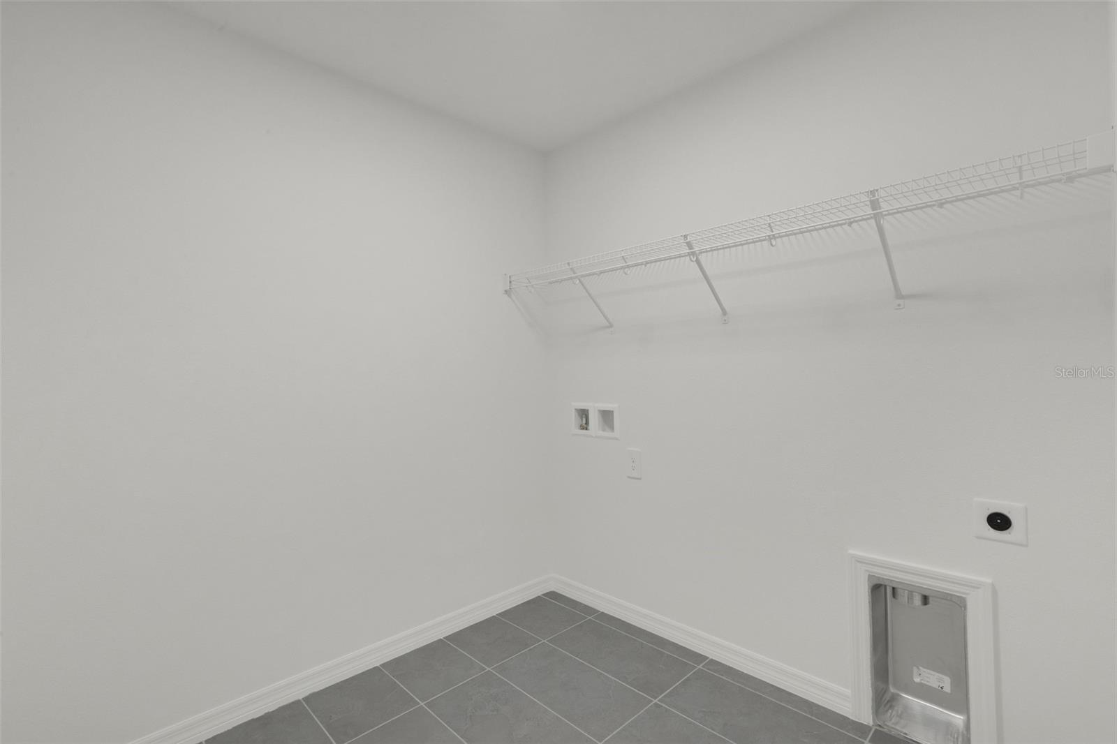 4328 Outhaul Run Property Photo 38
