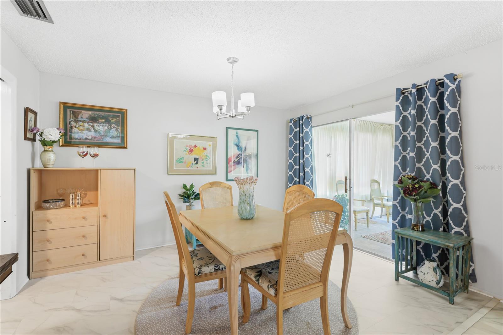 2327 Waterbluff Pl #v315 Property Photo 11