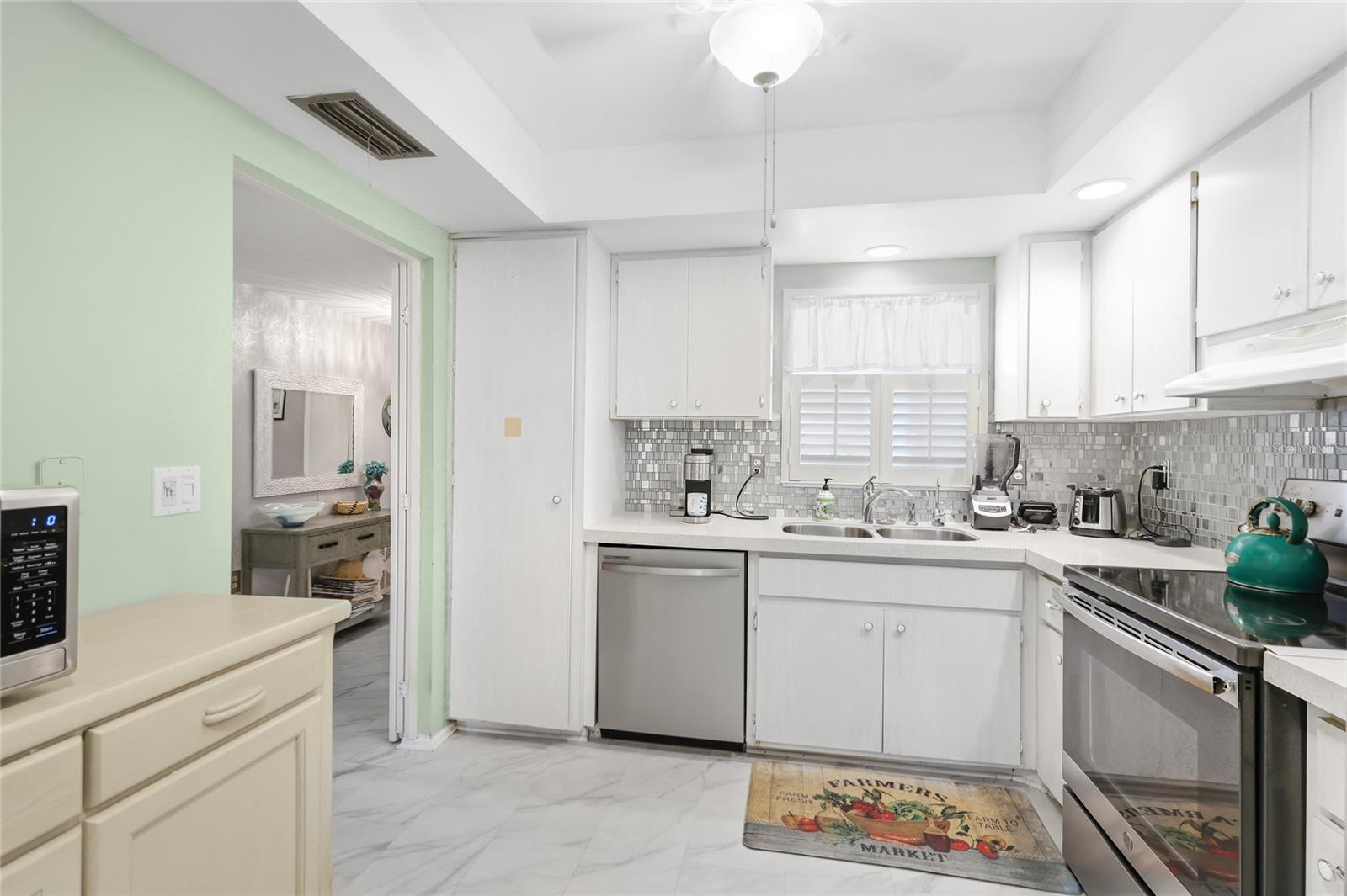 2327 Waterbluff Pl #v315 Property Photo 12