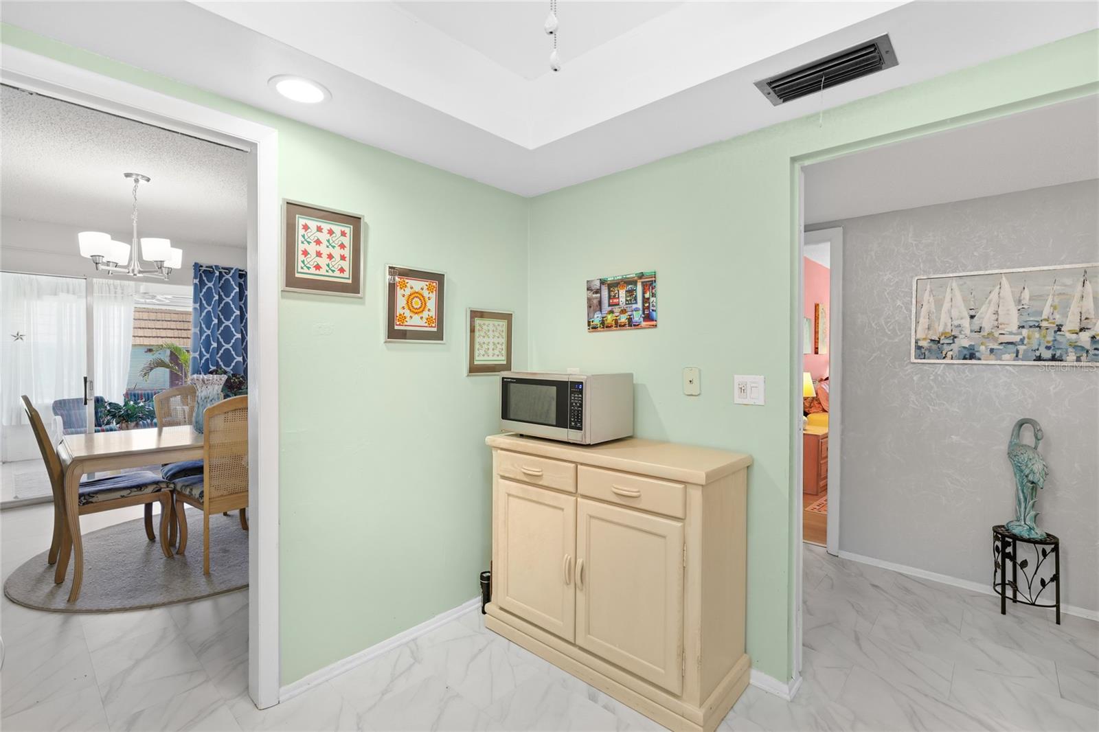 2327 Waterbluff Pl #v315 Property Photo 14