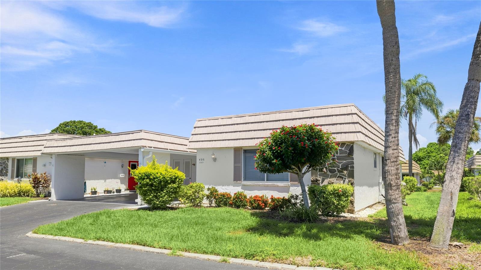 2327 Waterbluff Pl #v315 Property Photo 31