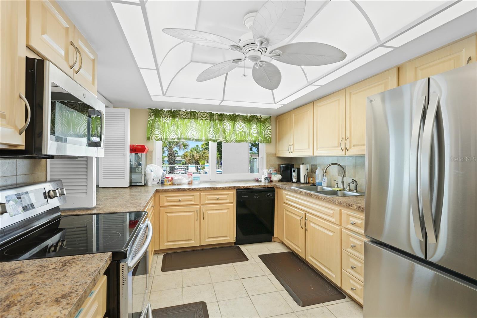 2327 Waterbluff Pl #v315 Property Photo 49