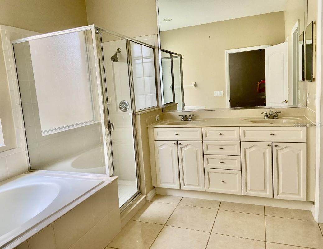 6679 Duncaster St Property Photo 6
