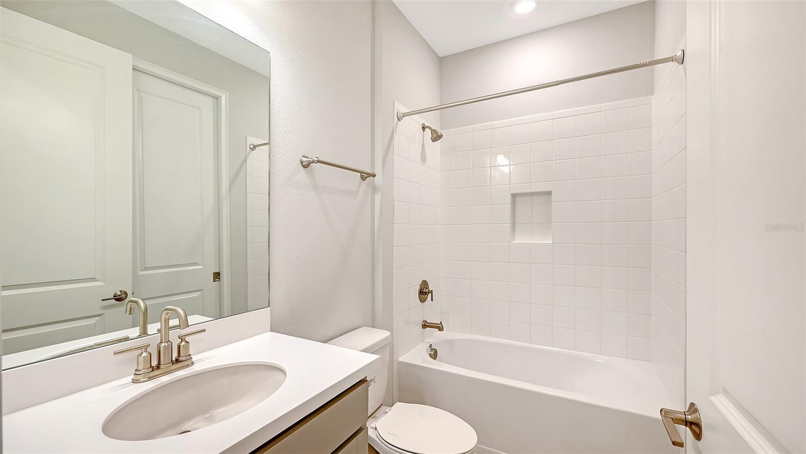 6066 Mesa Gln Property Photo 27