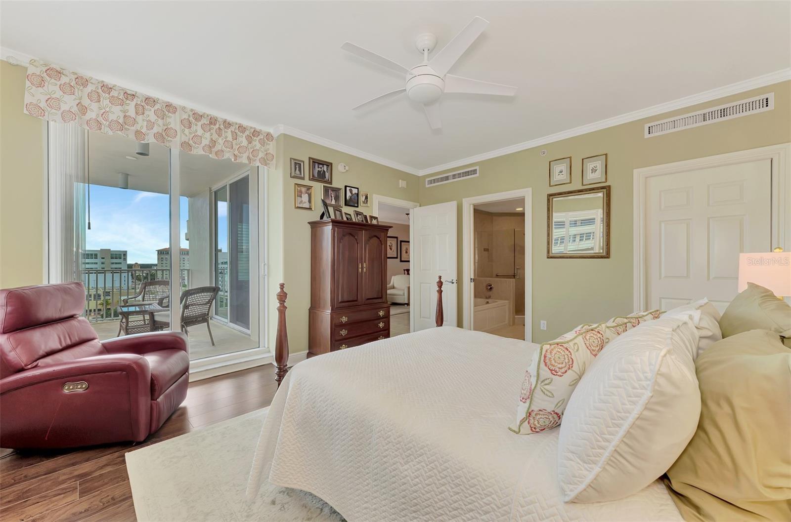 1771 Ringling Blvd #903 Property Photo 30