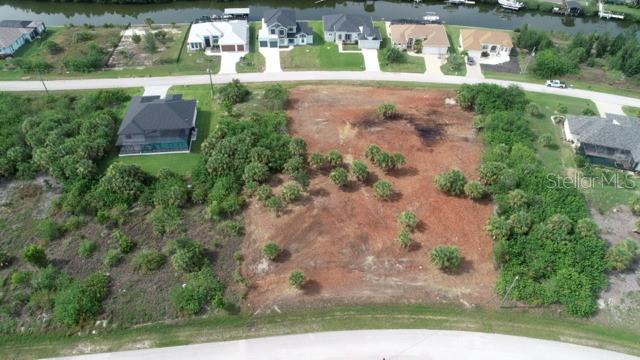 15117 Leipzig Cir Property Photo 9