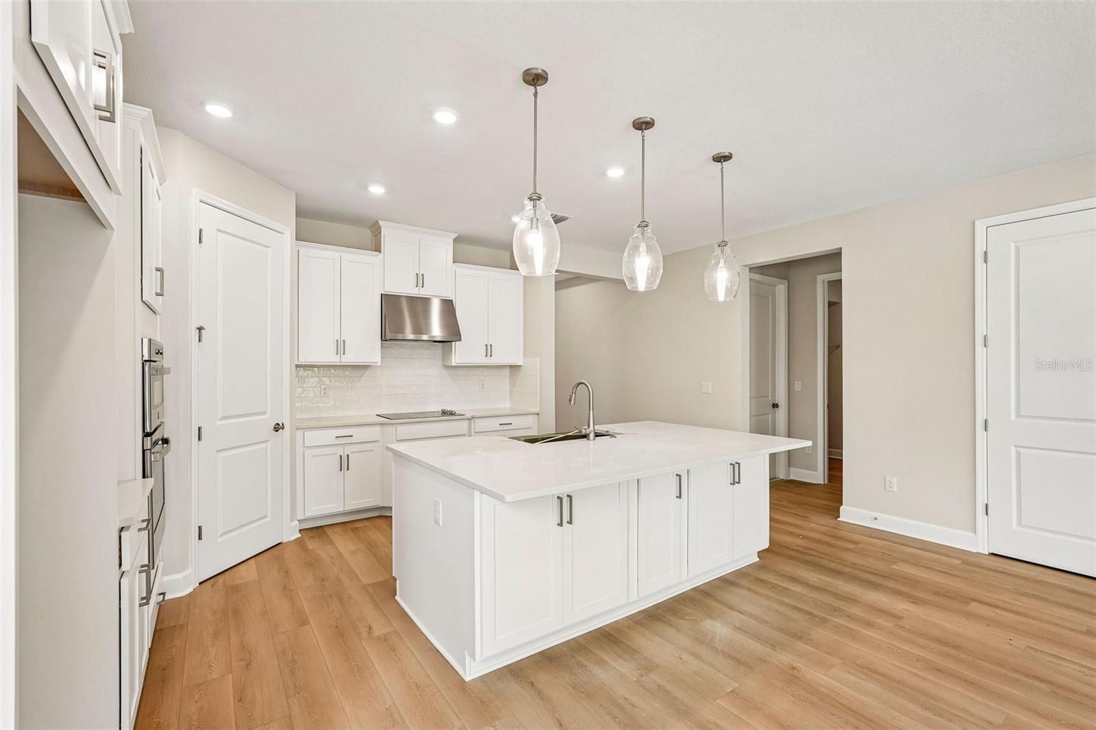 7028 Foxboro Way Property Photo 10