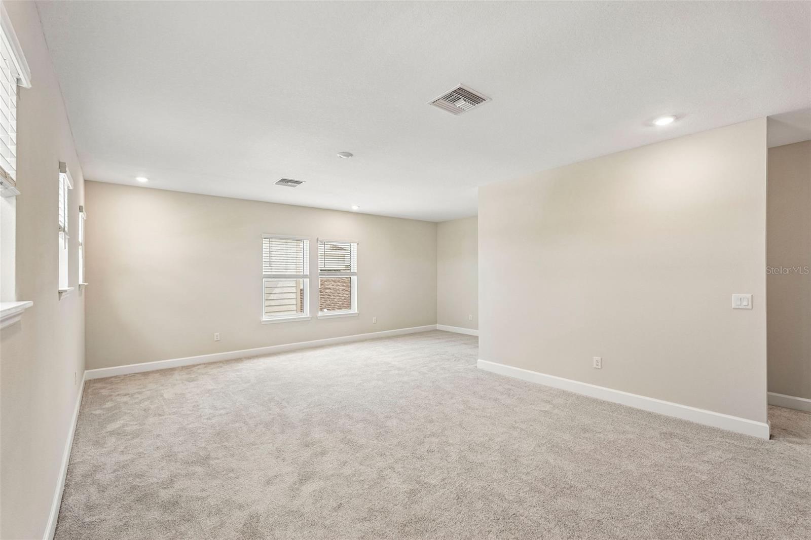 7028 Foxboro Way Property Photo 24