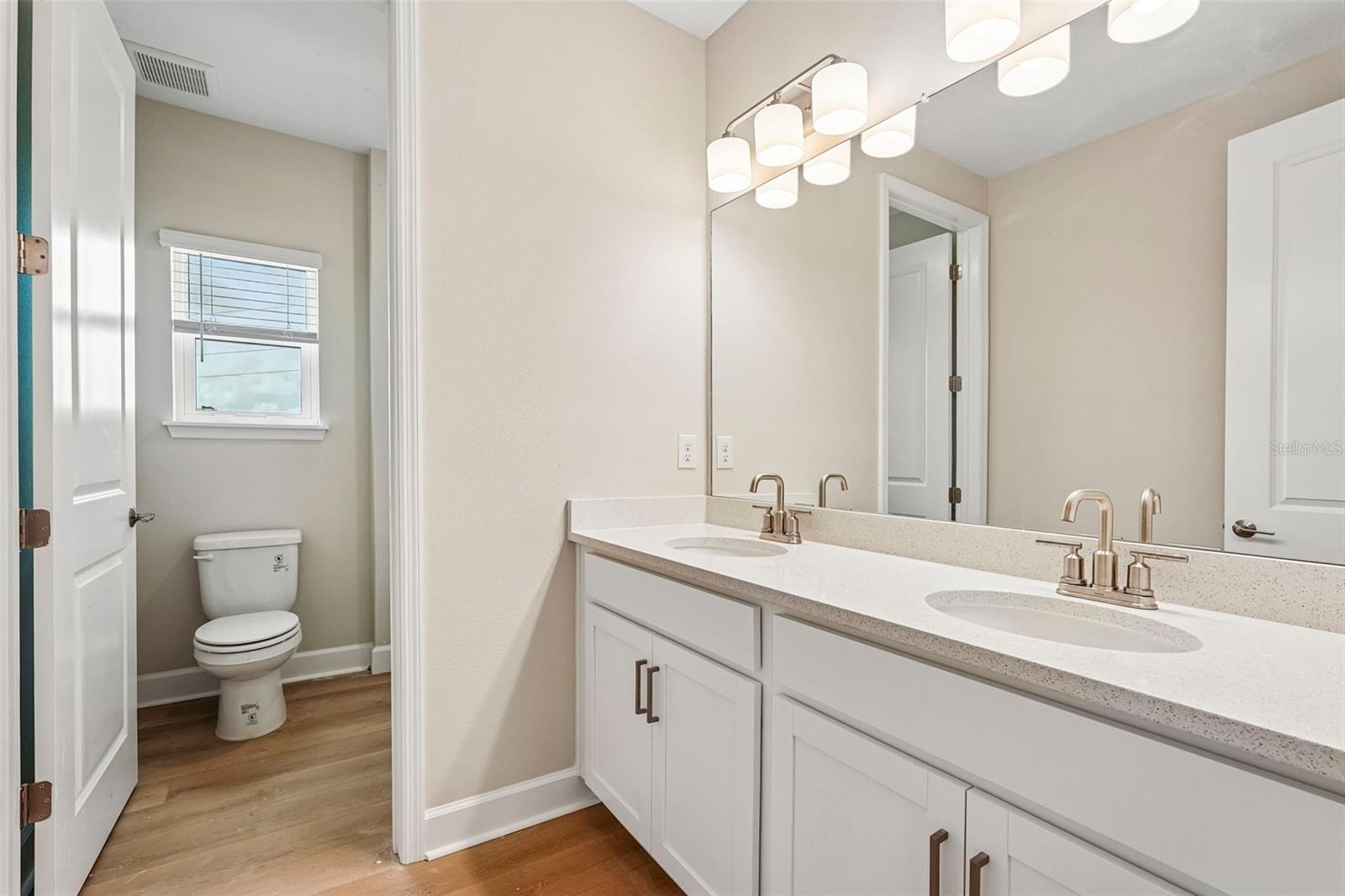 7028 Foxboro Way Property Photo 29