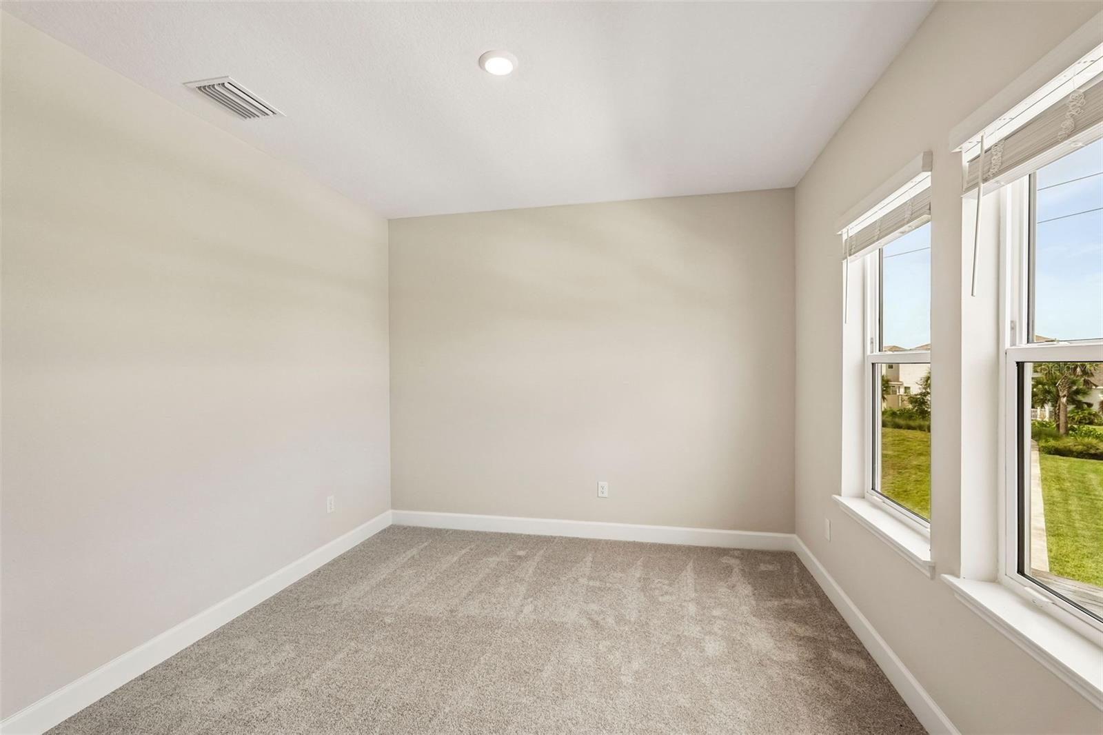 7028 Foxboro Way Property Photo 33