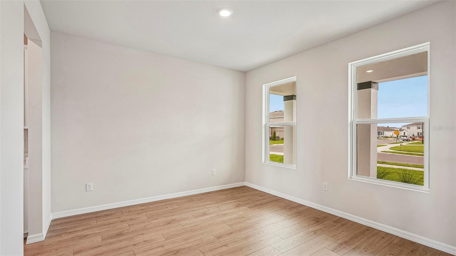 2818 Fishery Ct Property Photo 4