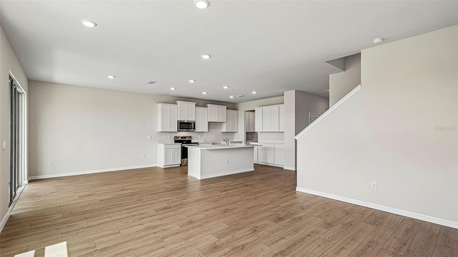 2818 Fishery Ct Property Photo 6