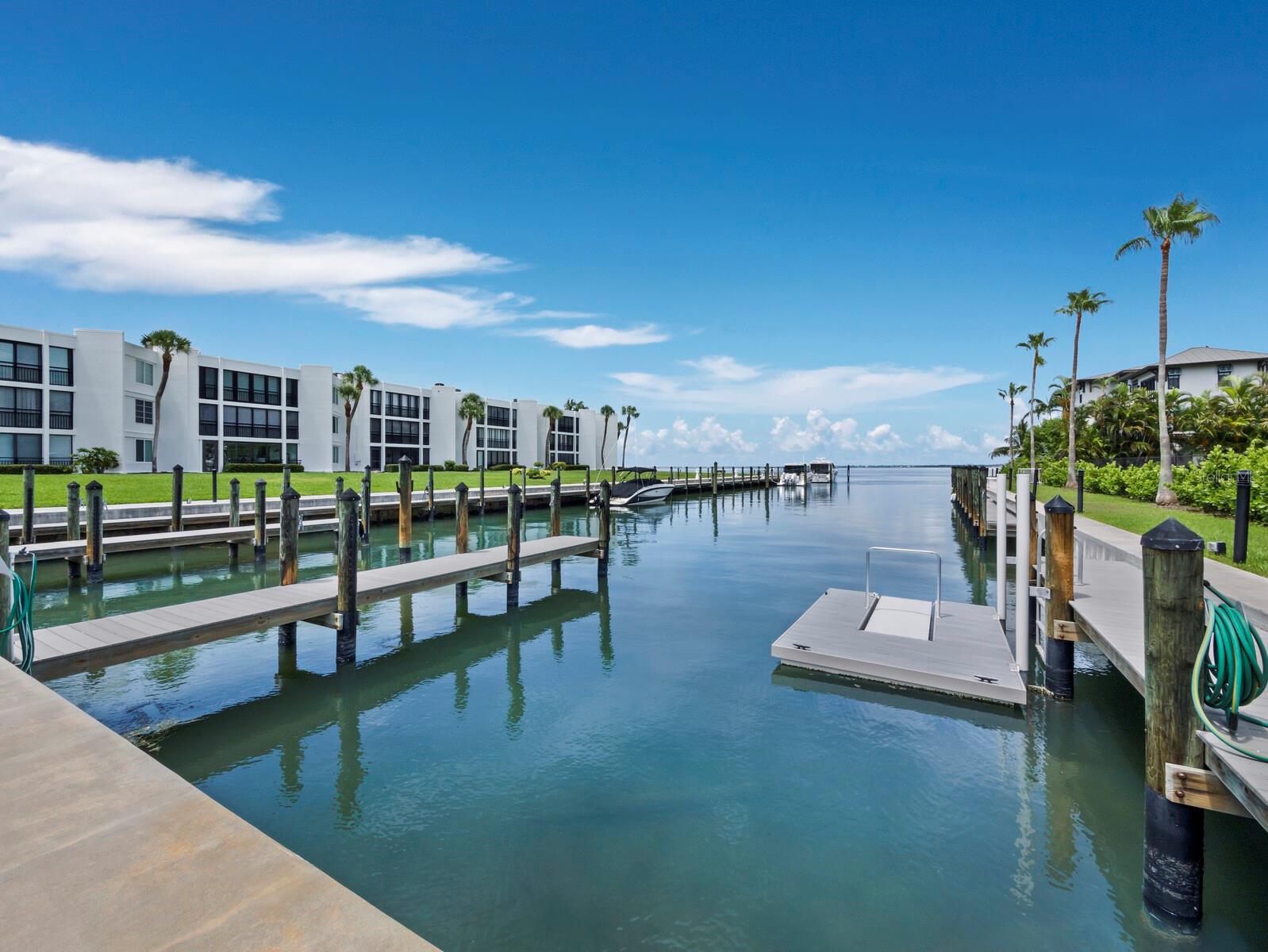 448 Gulf Of Mexico Dr #a104 Property Photo 42