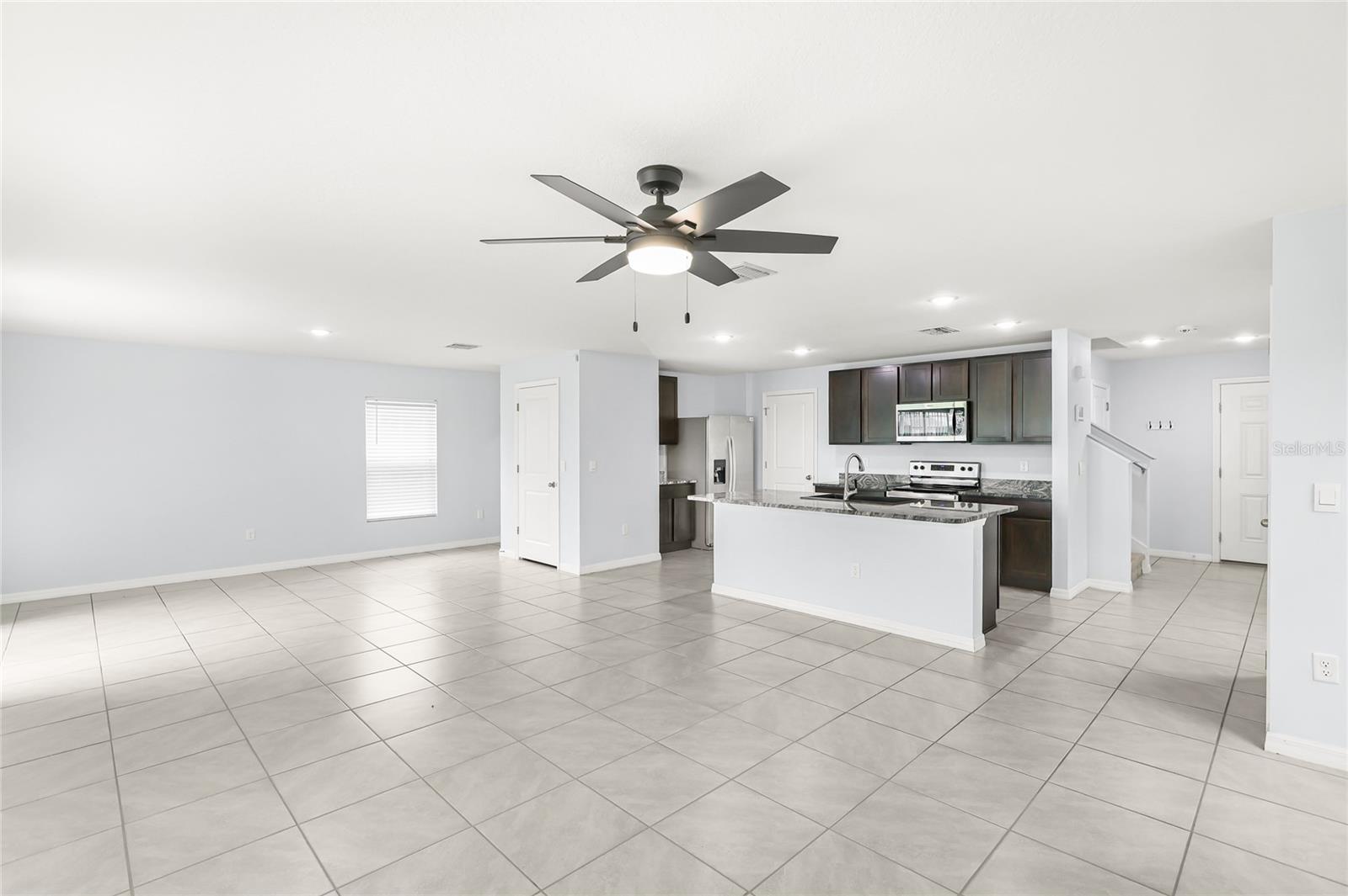 10116 Charlotte Dr Property Photo 5