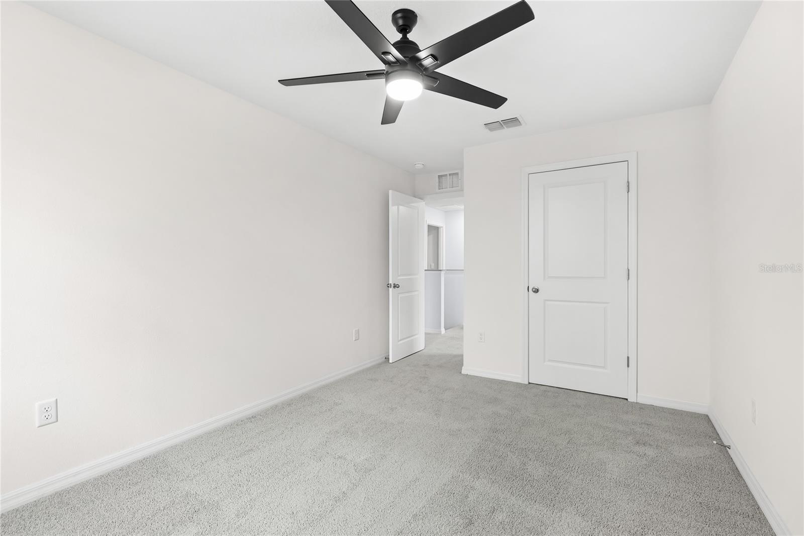 10116 Charlotte Dr Property Photo 24