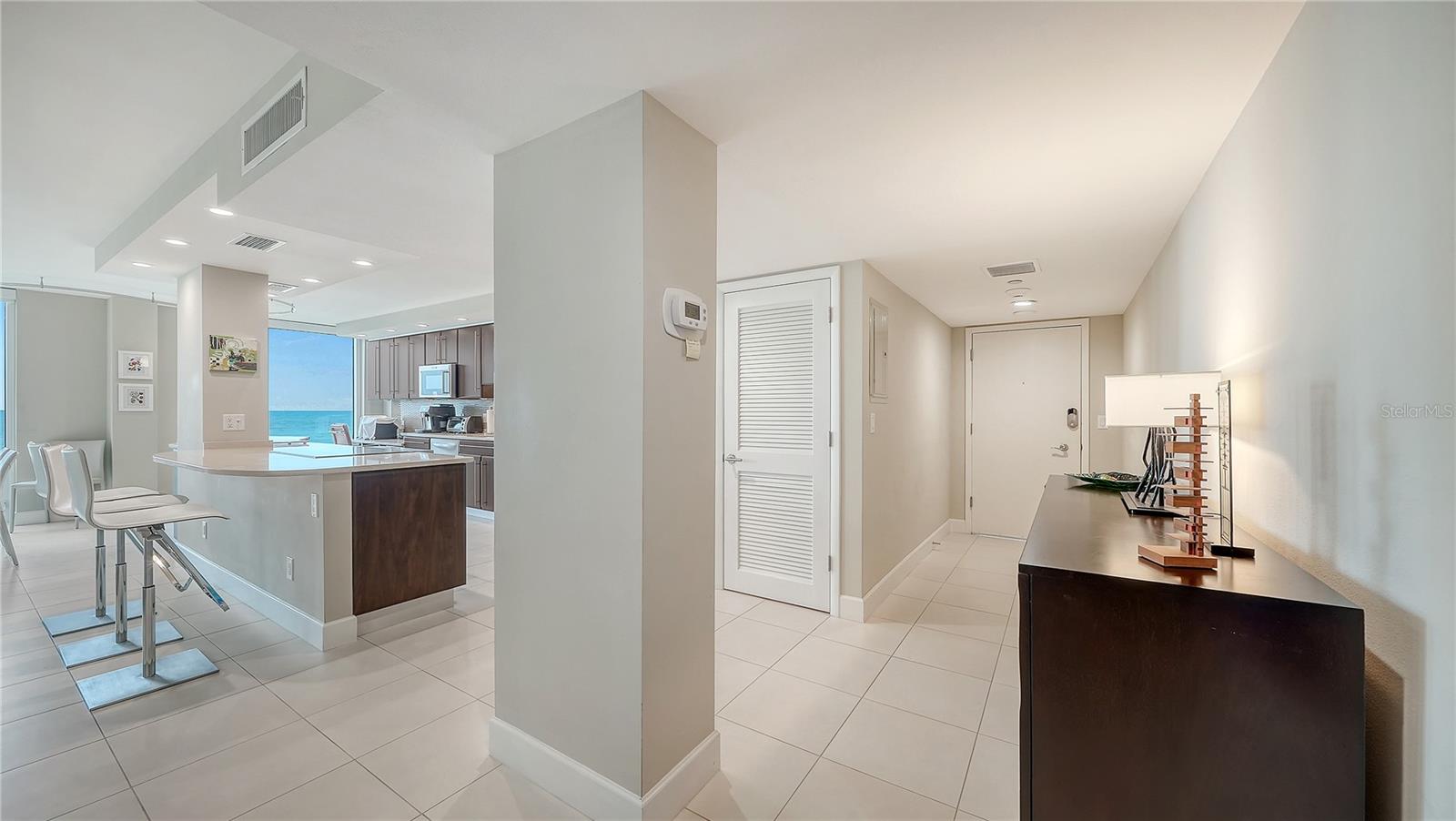 2425 Gulf Of Mexico Dr #3a Property Photo 4