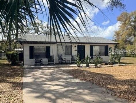 2440 Hillview St Property Photo 1
