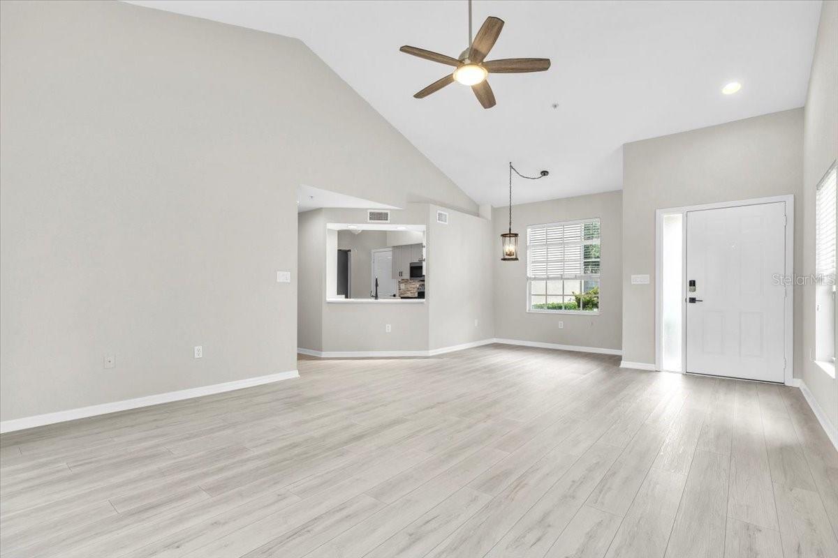 7146 Strand Cir Property Photo 8