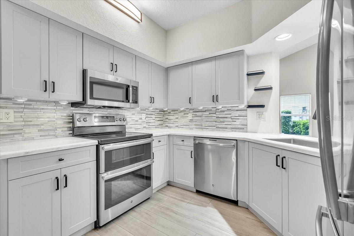 7146 Strand Cir Property Photo 13