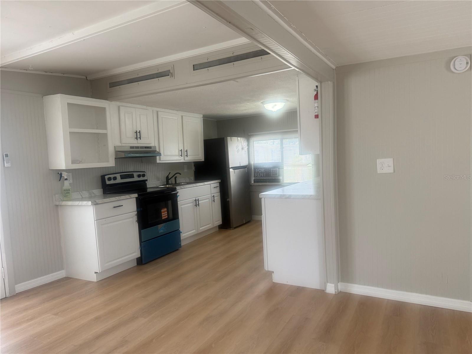 512 51st Avenue Dr W Property Photo 5