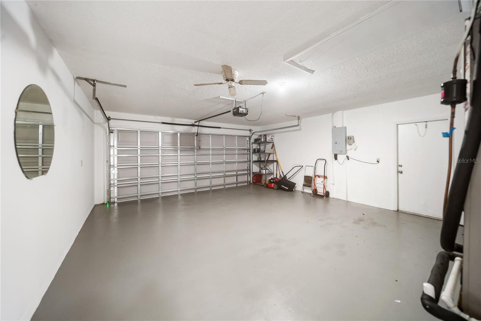 112 Woodingham Dr Property Photo 29