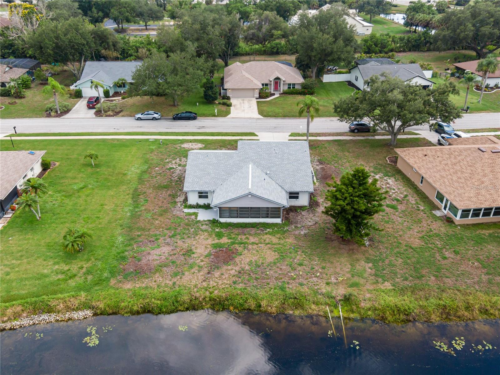 112 Woodingham Dr Property Photo 34