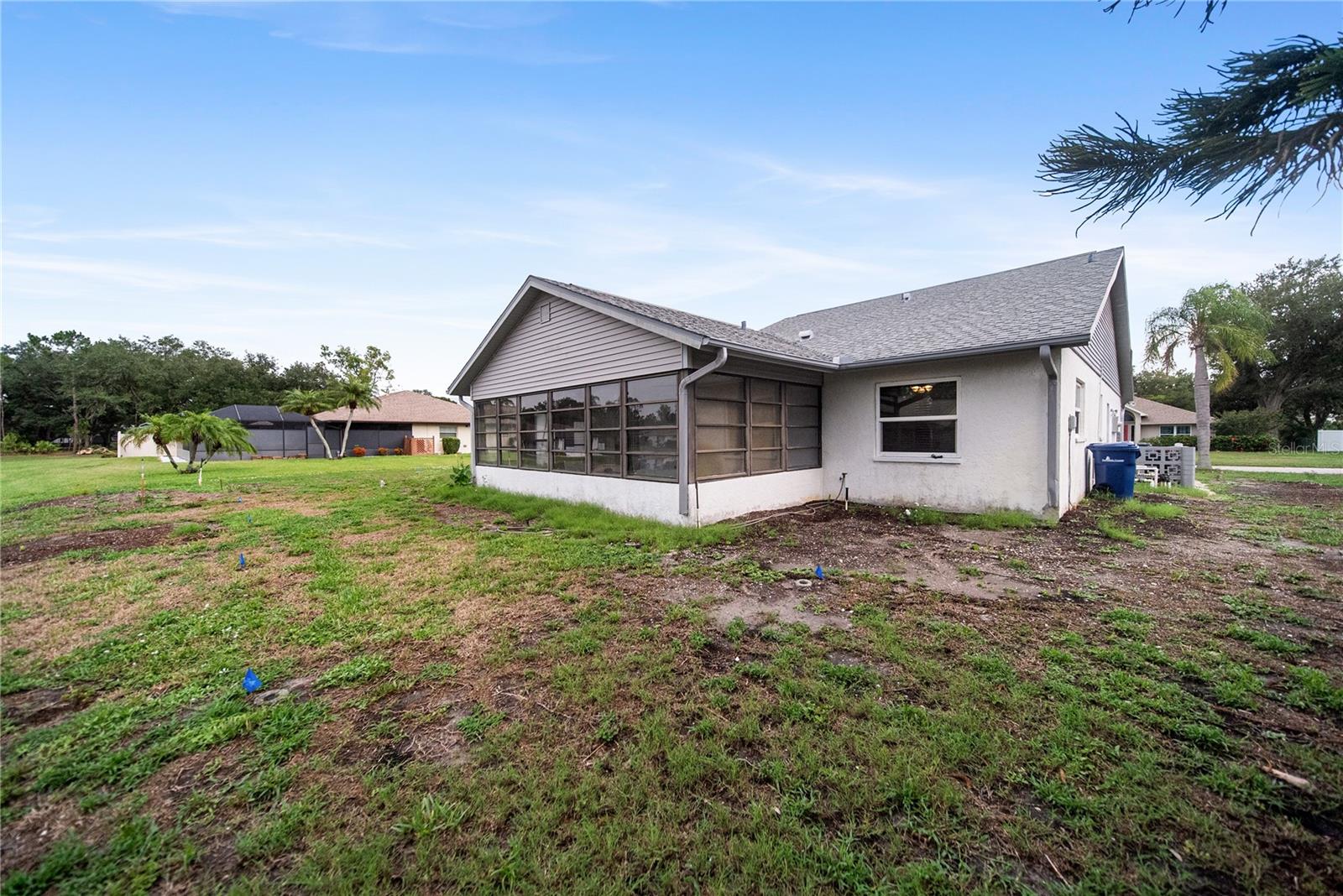 112 Woodingham Dr Property Photo 44