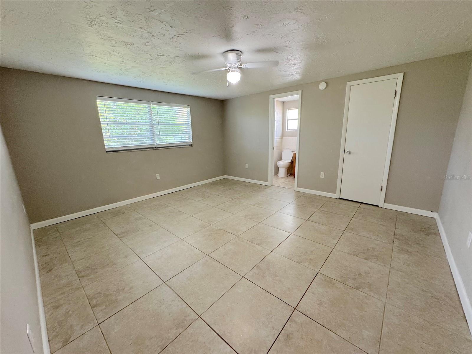 3883 Hawkeye Cir Property Photo 10