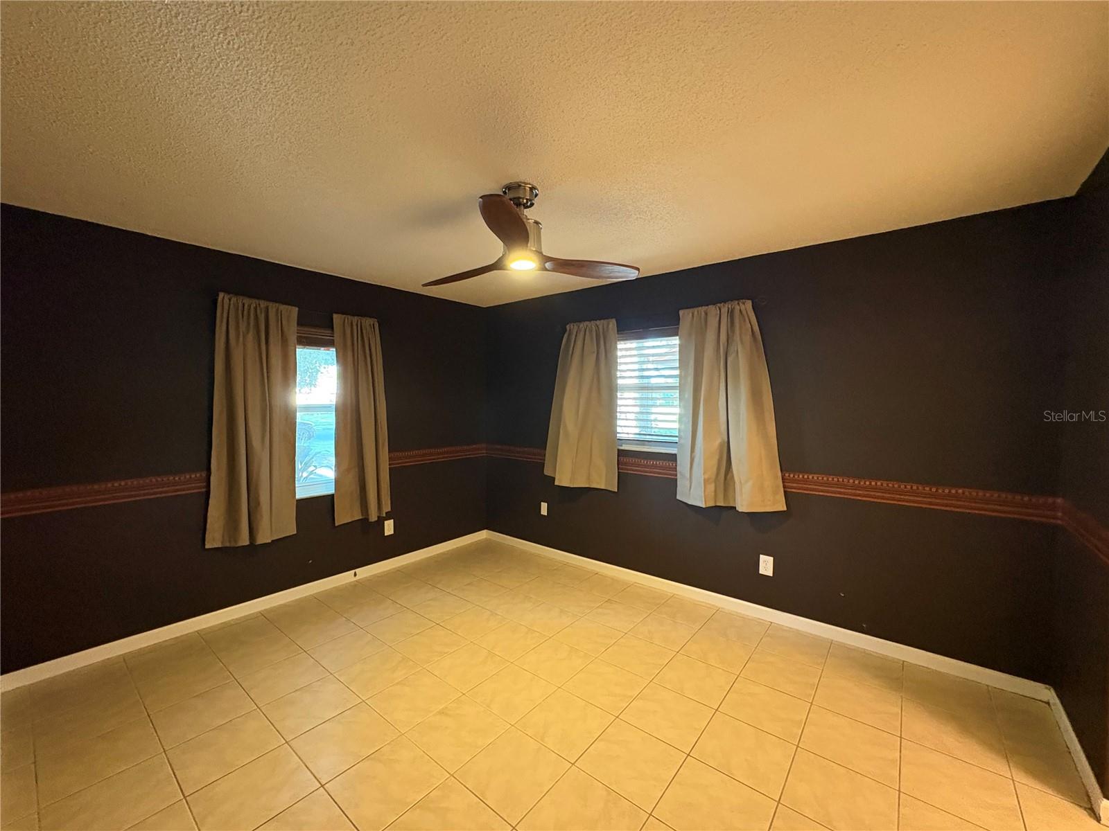 3925 Allan Pl Property Photo 11