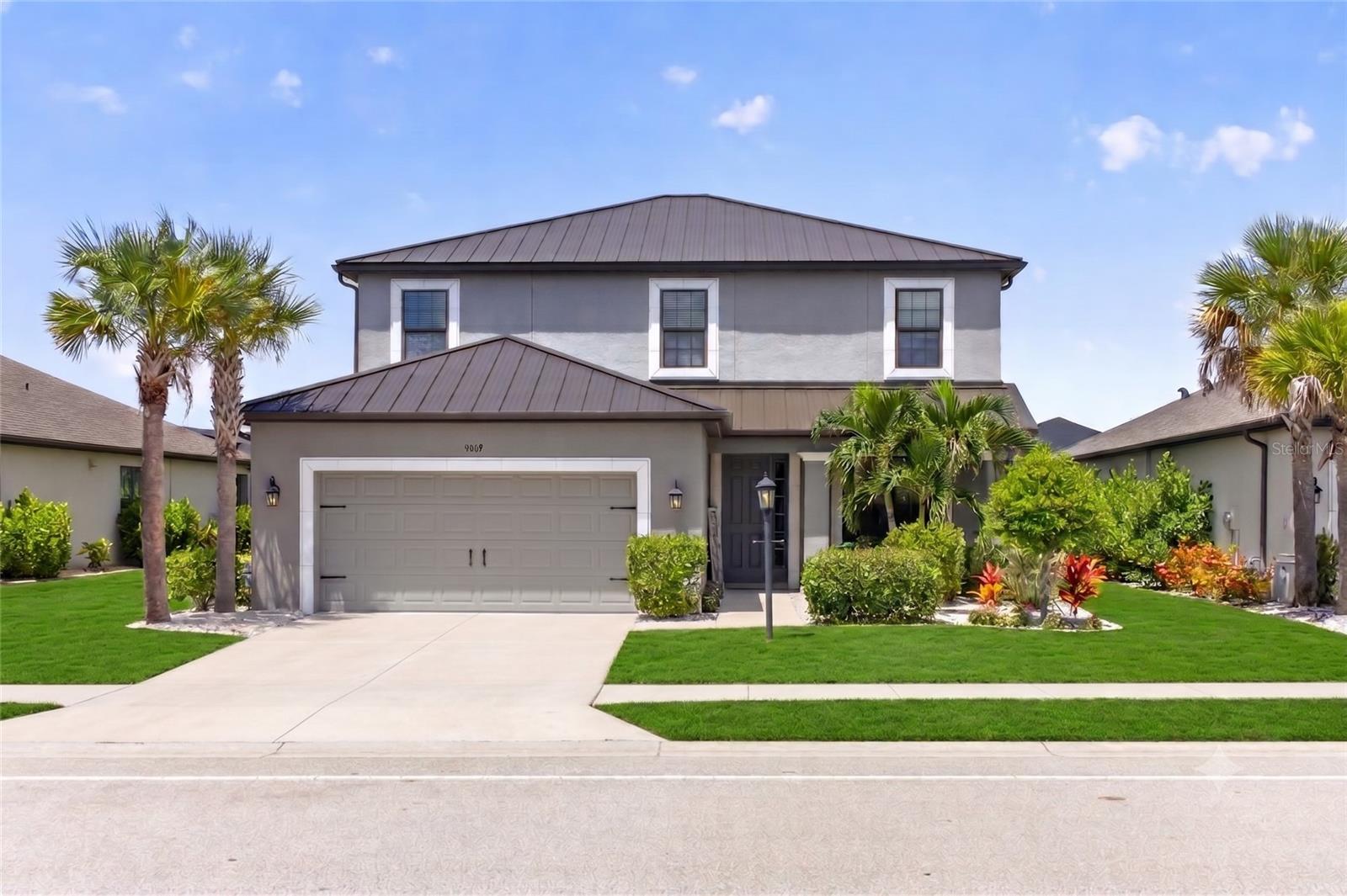 9069 LUNA LN