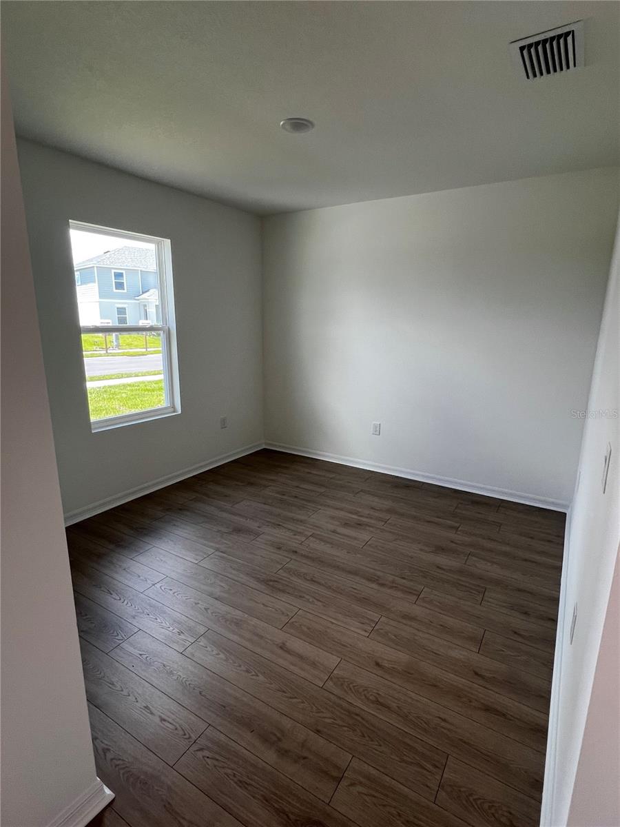 12918 Red Deer Pl Property Photo 3
