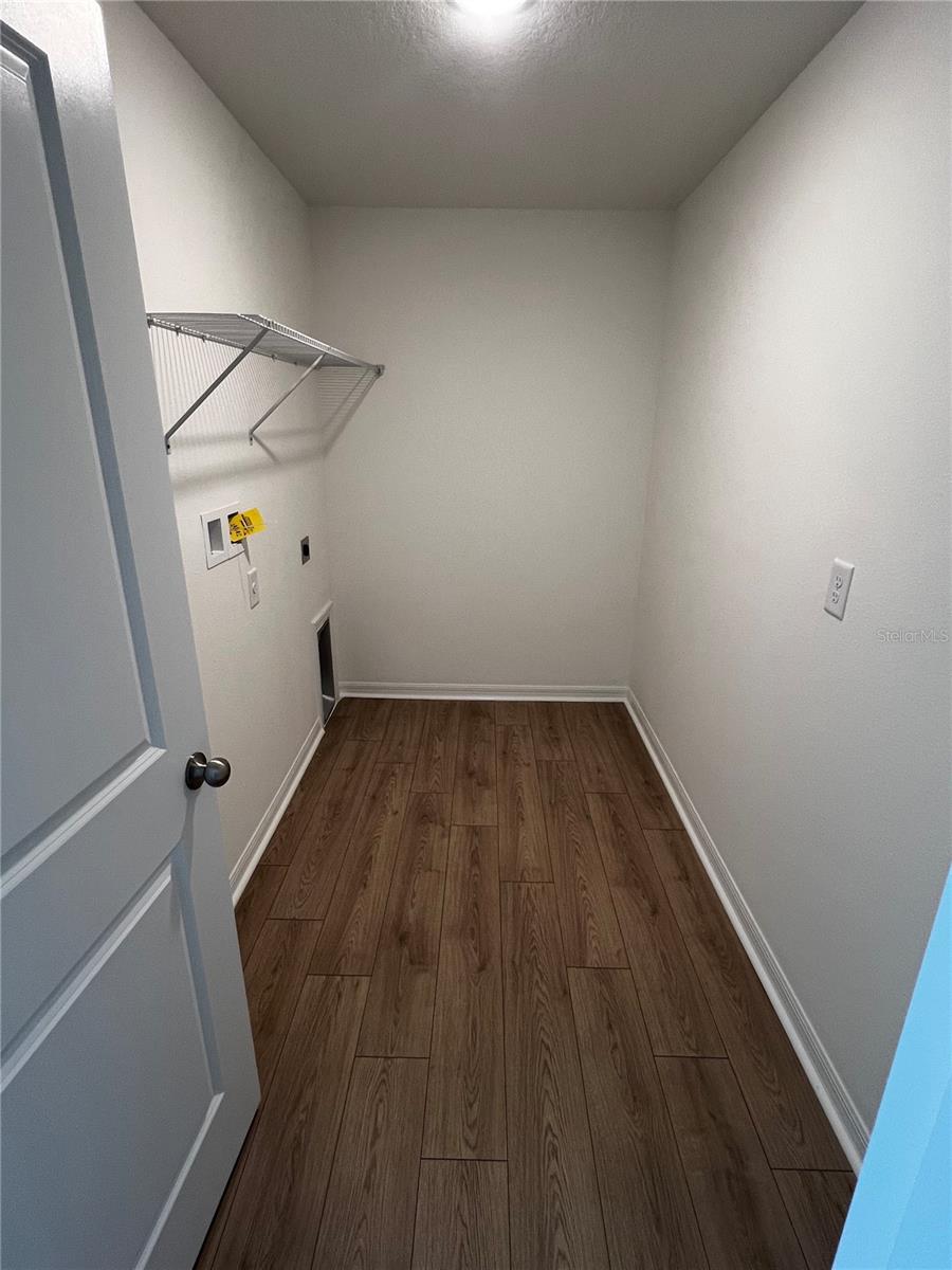 12918 Red Deer Pl Property Photo 15