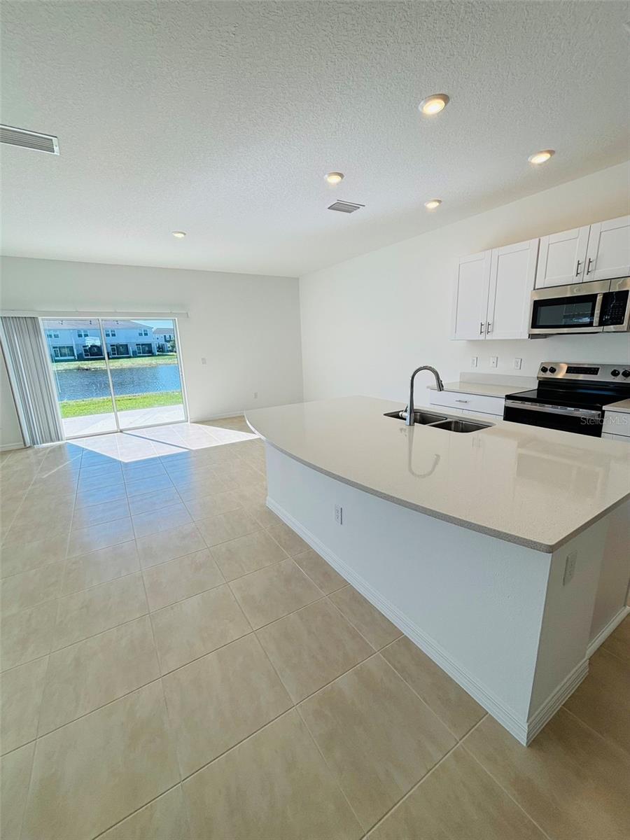16532 Bergamo Pl Property Photo 3