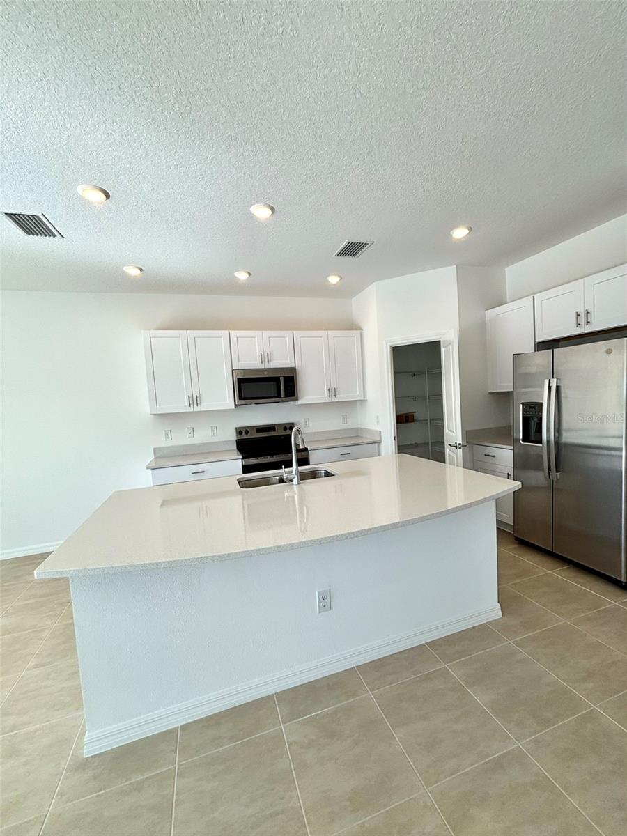 16532 Bergamo Pl Property Photo 5