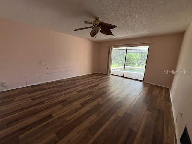 4240 Charing Cross Rd Property Photo 4