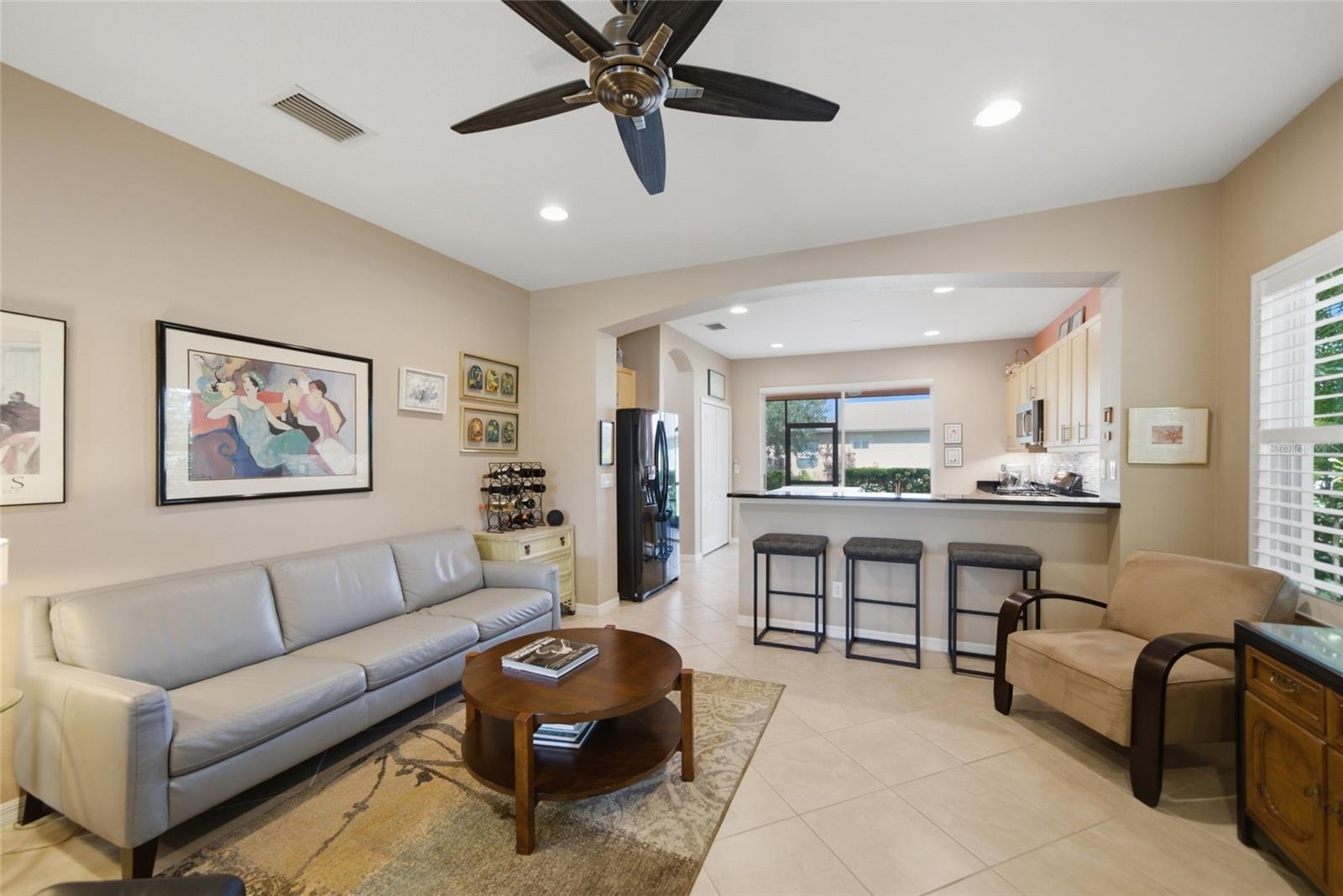 5002 Boston Common Gln Property Photo 2