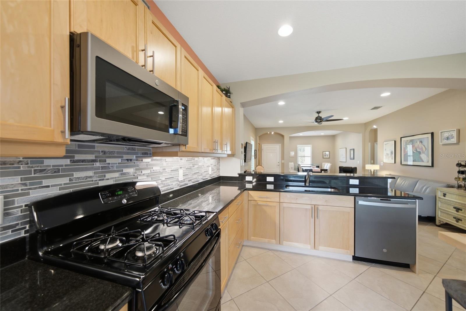 5002 Boston Common Gln Property Photo 7