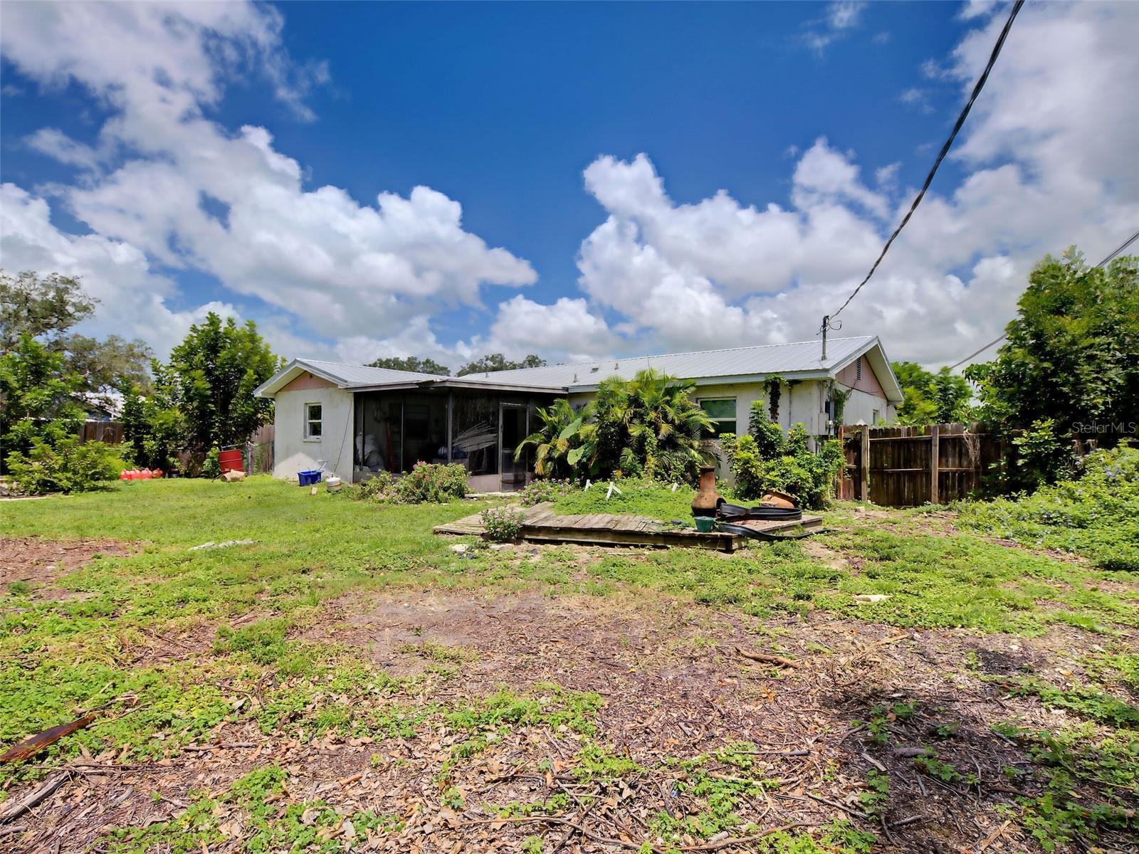 355 Trinity Rd Property Photo 10