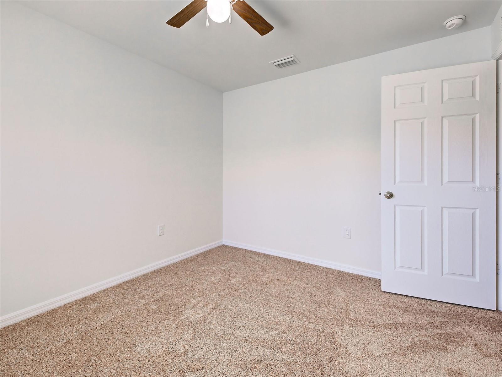 5442 Guidepost Ter Property Photo 10