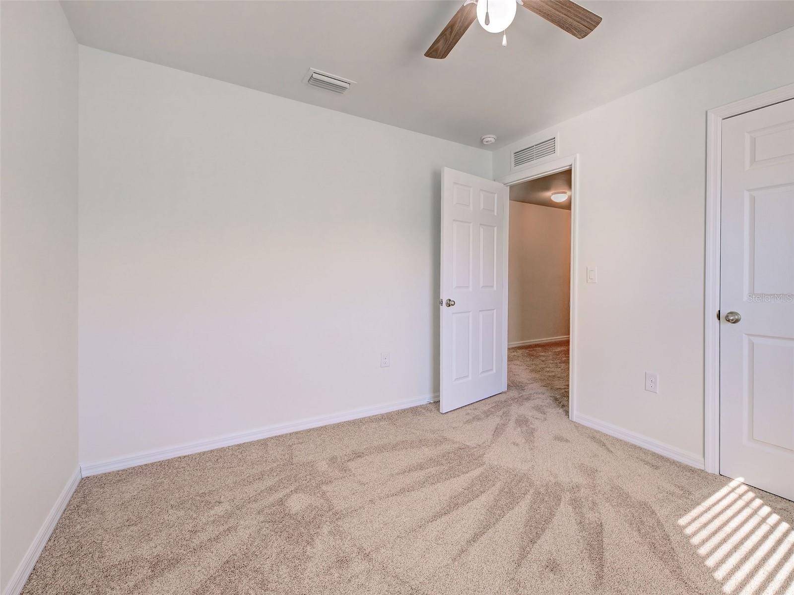 5442 Guidepost Ter Property Photo 12