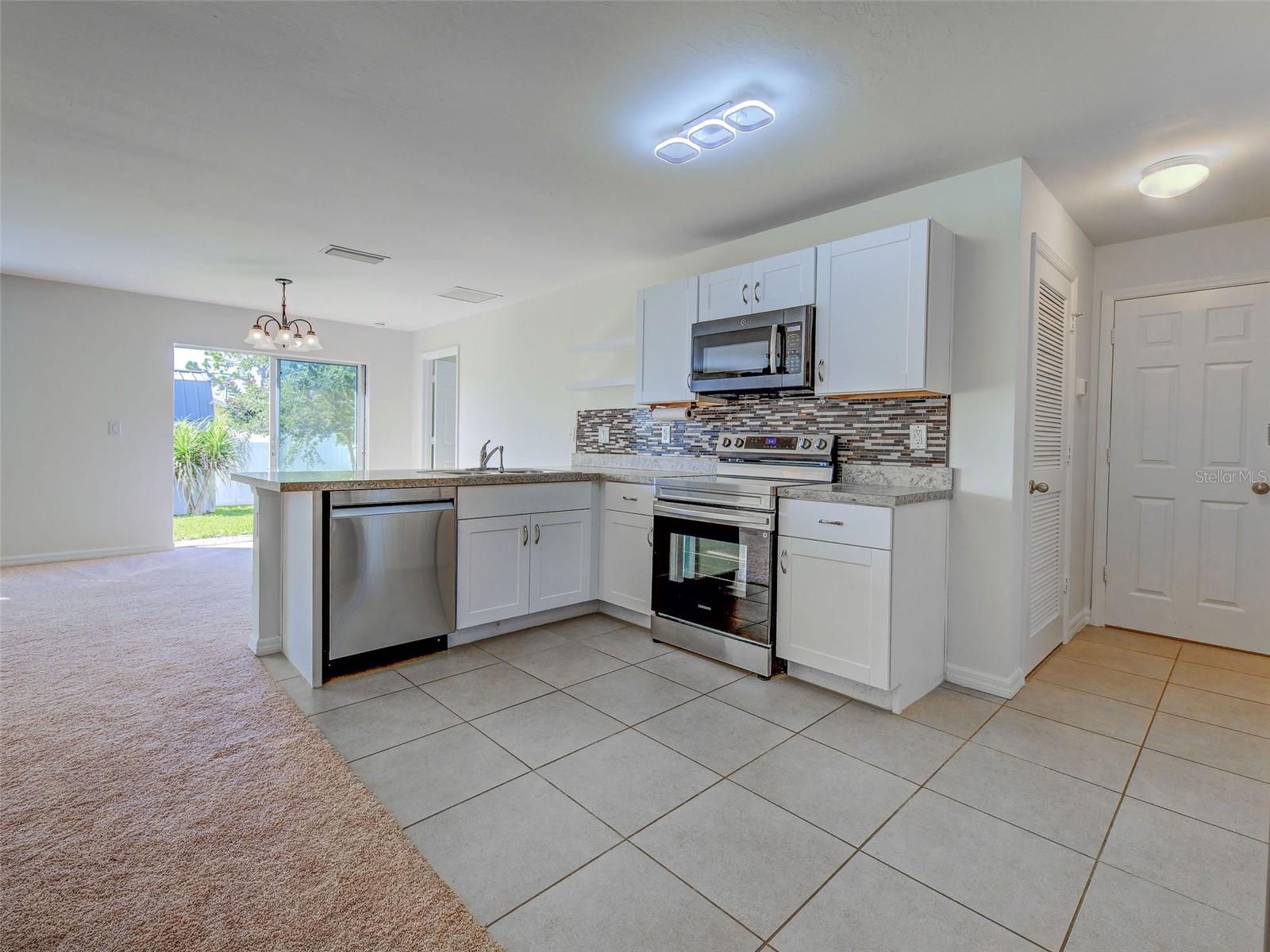 5442 Guidepost Ter Property Photo 13