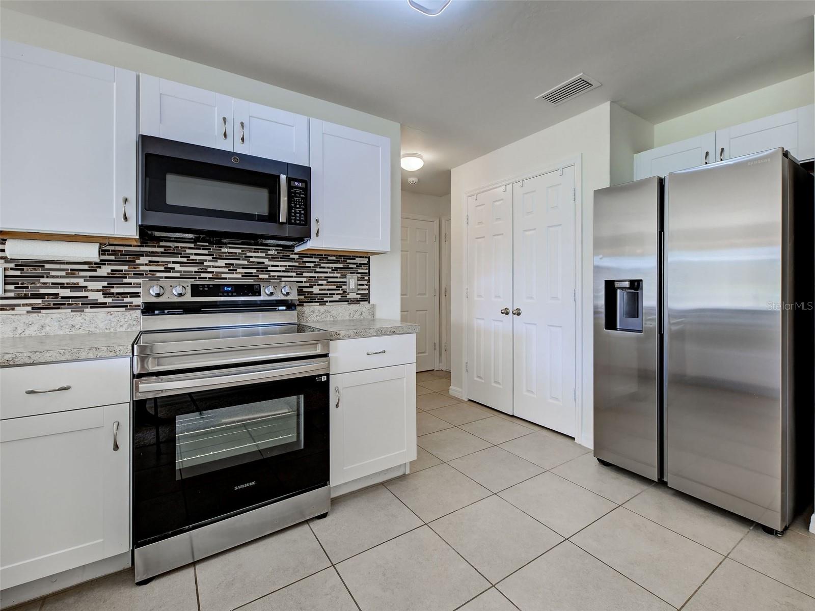 5442 Guidepost Ter Property Photo 15