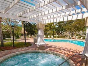 5180 Northridge Rd #308 Property Photo 12