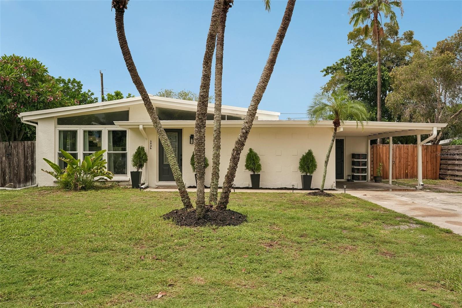 2406 FLORIDA BLVD Property Photo 1