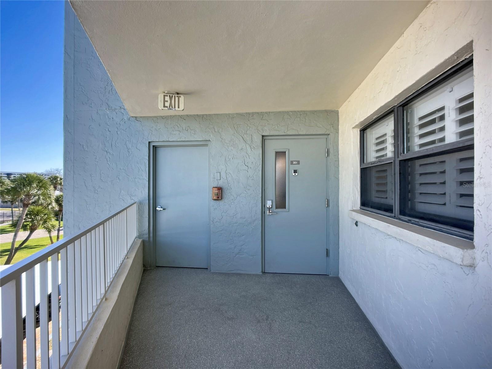 5770 Midnight Pass Rd #301 Property Photo 8