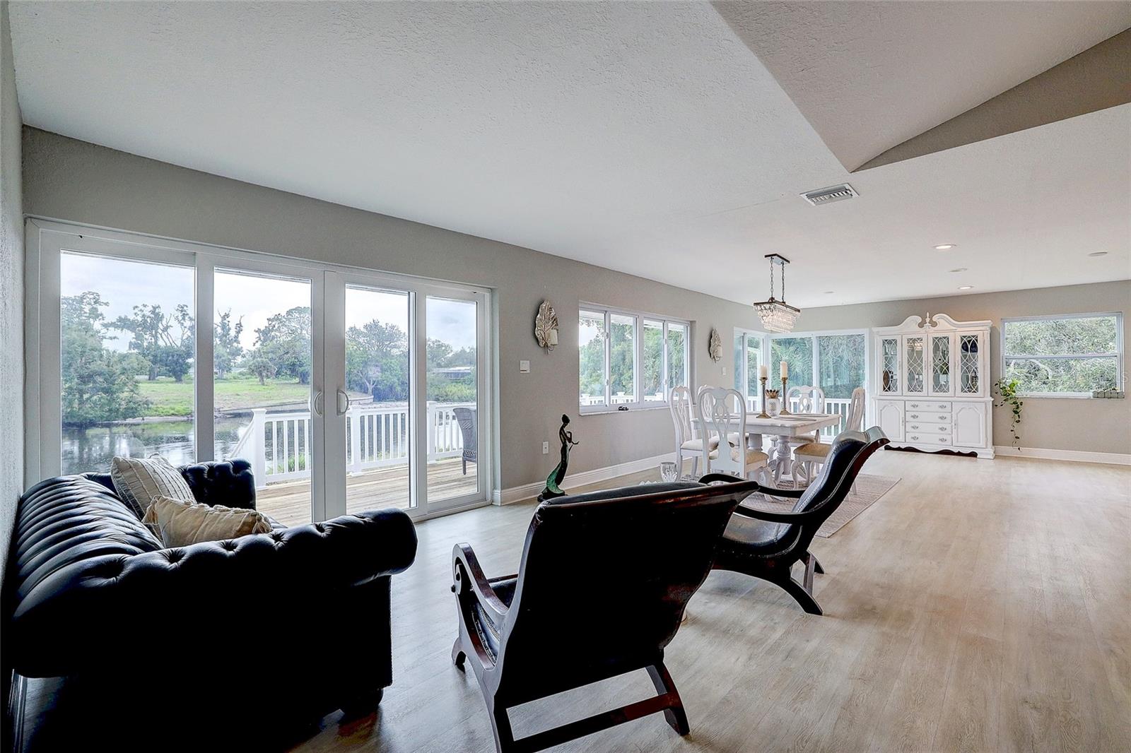 3214 N Seclusion Dr Property Photo 10