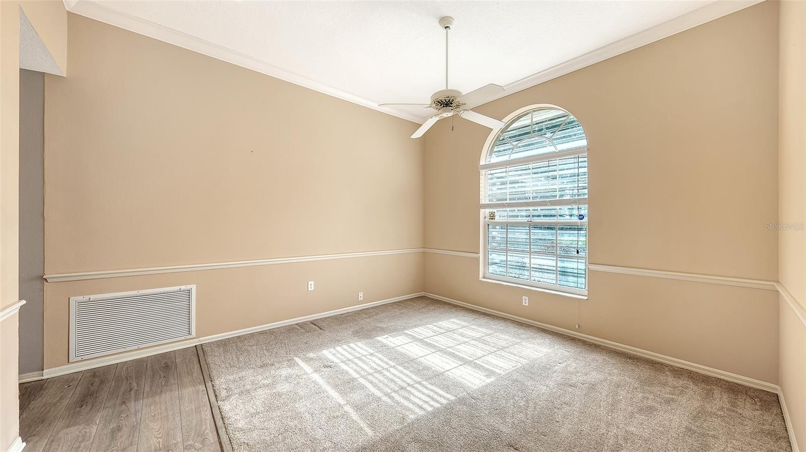 4494 Diamond Cir E Property Photo 10