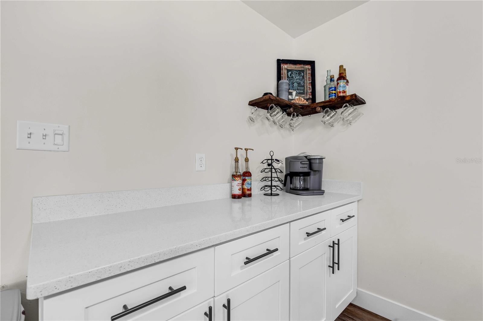 4610 Ardale St Property Photo 11