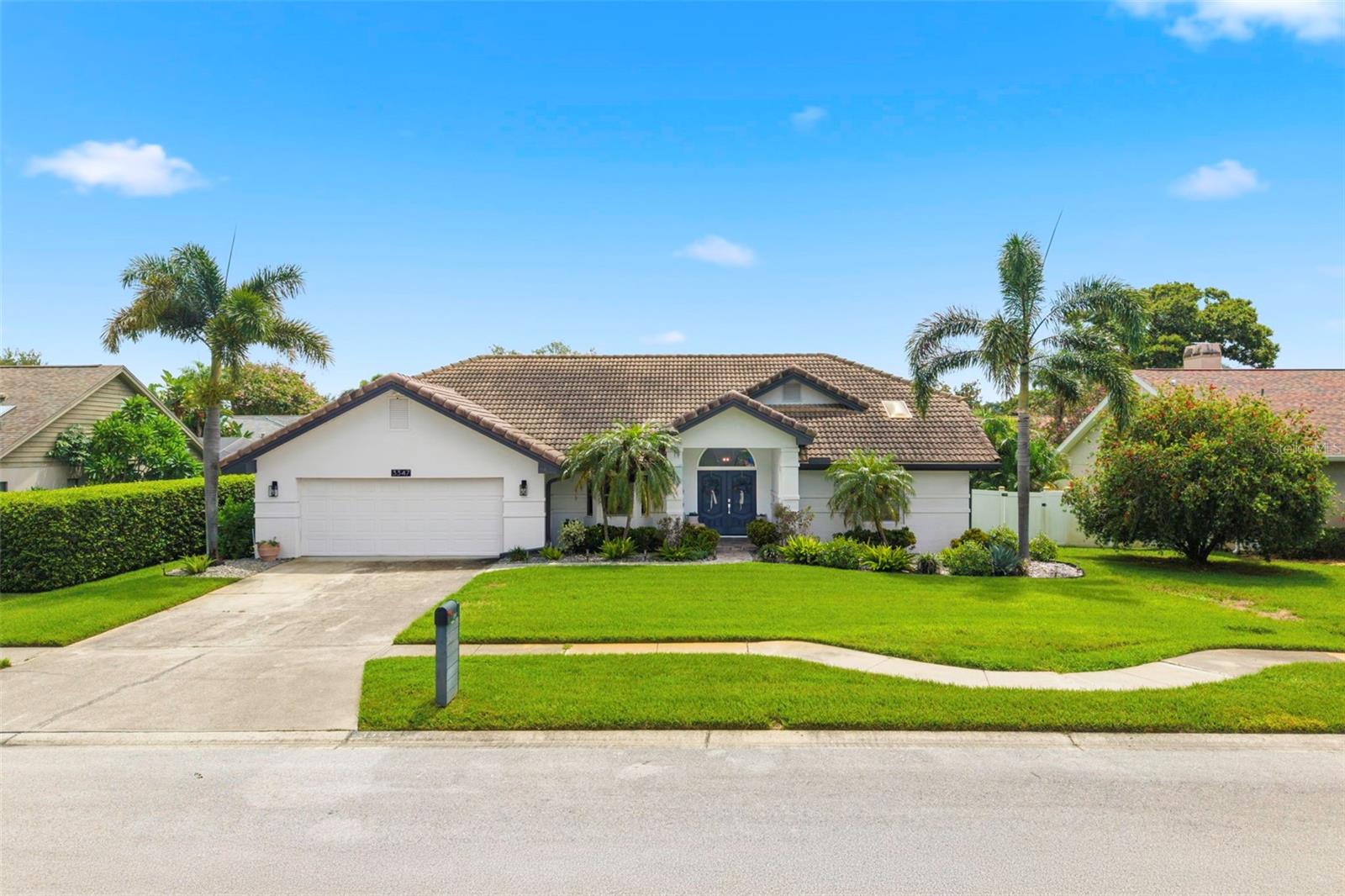 3347 LAKE SHORE LN