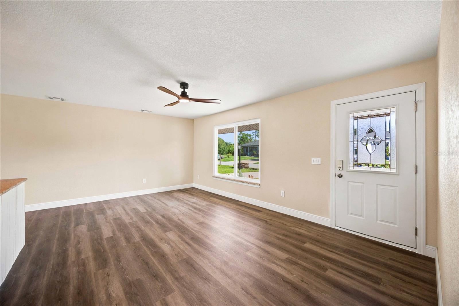 7321 Bolten Ln Property Photo 8
